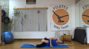 Pilates patada lateral